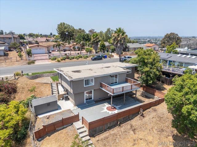 2035 Paradise St, San Diego CA: https://media.crmls.org/mediaz/fdce3edc-0b8f-47b0-9841-45a095f20151.jpg