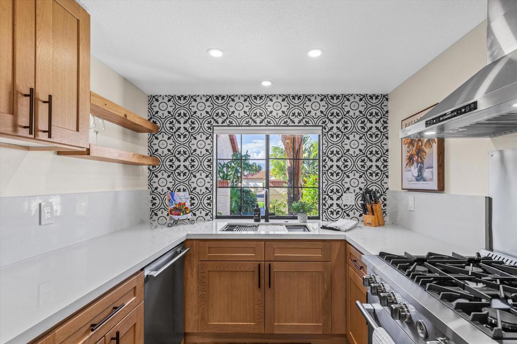 MLS #219139053DA image #9