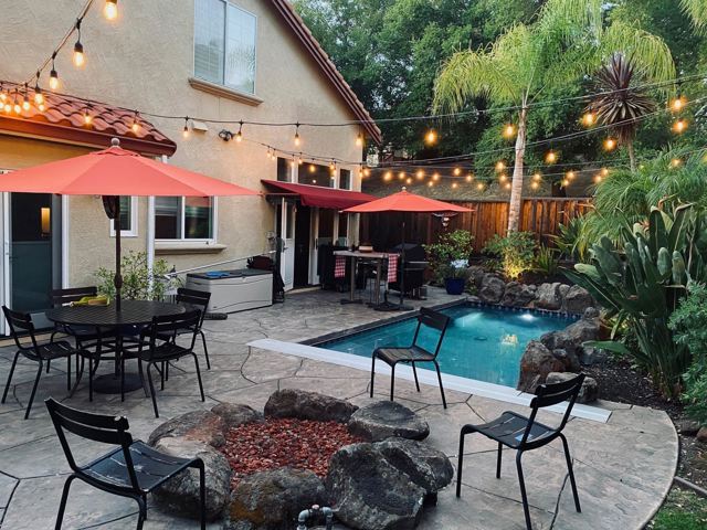 5233 Boulder Ct, Concord CA: https://media.crmls.org/mediaz/fdd0044a-36ce-450e-bd12-deceb1e6775a.jpg