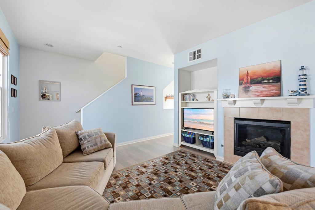 845 Harbor Cliff Way - photo 12