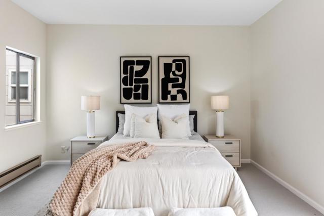 2070 42nd Avenue, San Francisco CA: https://media.crmls.org/mediaz/fdd1e87a-a445-4ab5-b003-124ea70863ac.jpg