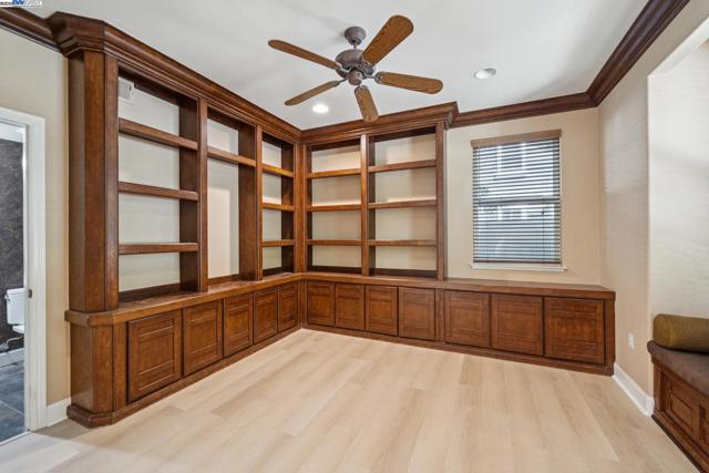2089 Staghorn Way, Livermore CA: https://media.crmls.org/mediaz/fdd29b0e-ff1d-4cbf-8279-2b21fd68095a.jpg