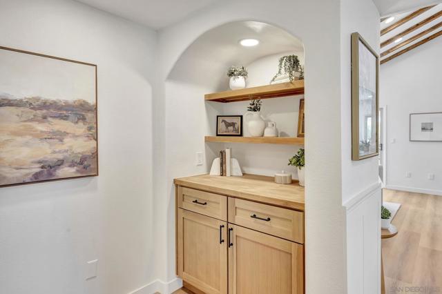 12880 Circulo Dardo, San Diego CA: https://media.crmls.org/mediaz/fdd39b1e-17e6-4c28-a42c-b6625b41068f.jpg
