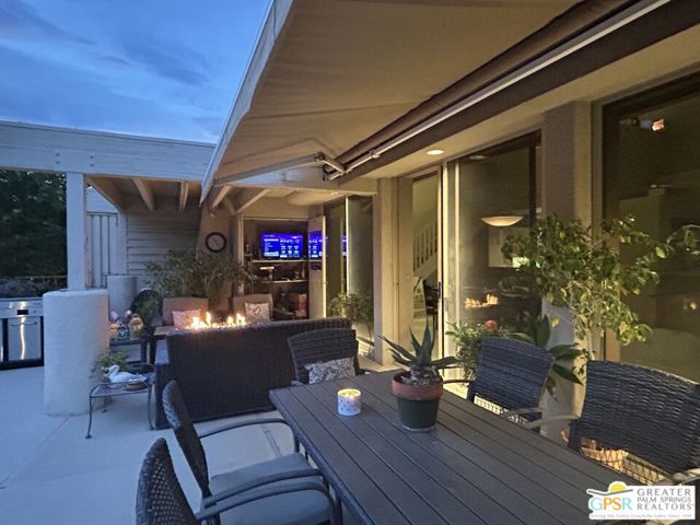261 Kavenish Drive, Rancho Mirage CA: https://media.crmls.org/mediaz/fdd3c06b-18e9-4142-9355-1a4915f2900a.jpg