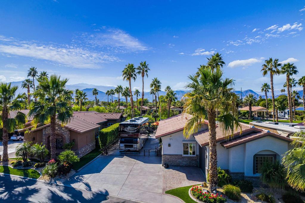 MLS #219138409DA image #2