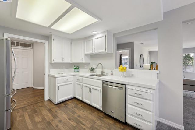 Image 12 of 40 For 22530 3rd St  107