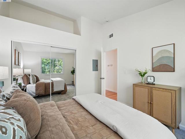 7635 Canyon Meadow Cir, Pleasanton CA: https://media.crmls.org/mediaz/fdd599c7-33d6-444a-9b74-d1da2598ebfa.jpg