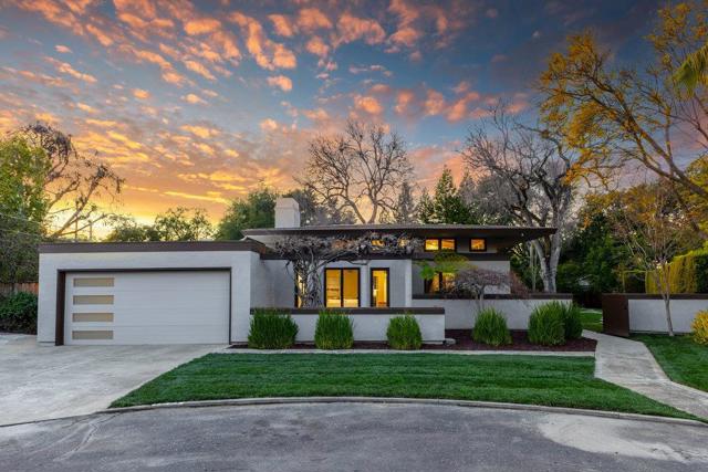 1621 El Sereno Court, Los Altos CA: https://media.crmls.org/mediaz/fdd5a9a9-6e75-43fa-9c59-6e7df8b40955.jpg