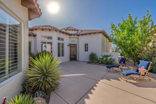 80143 Miramonte Lane, La Quinta CA: https://media.crmls.org/mediaz/fdd5ef41-fb67-42b6-b745-4109b402a656.jpg