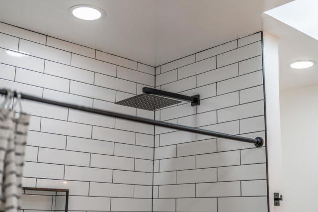506 Bayview Drive, Aptos CA: https://media.crmls.org/mediaz/fdd60d05-9645-4053-af9d-25cf3e90c94a.jpg