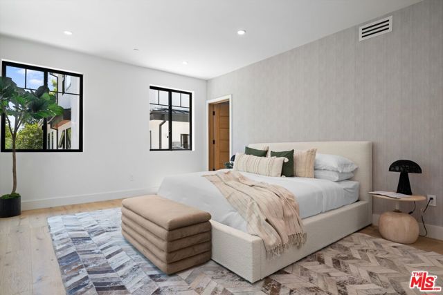 101 Greenfield Avenue, Los Angeles CA: https://media.crmls.org/mediaz/fdd72b4f-1c0f-4940-81e4-5edd6e6b17ad.jpg
