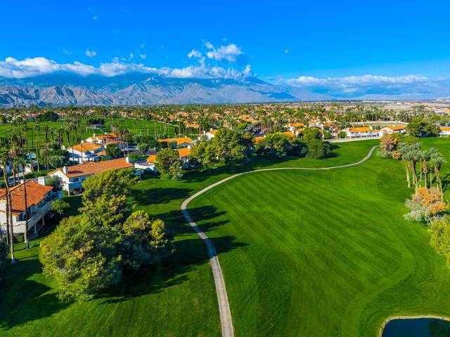 320 Vista Royale Drive, Palm Desert, CA 92211