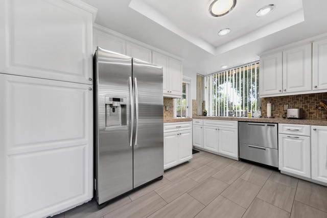 5 Majorca Drive, Rancho Mirage CA: https://media.crmls.org/mediaz/fdd7694b-1bab-4269-b5ff-bd4d3db0346c.jpg
