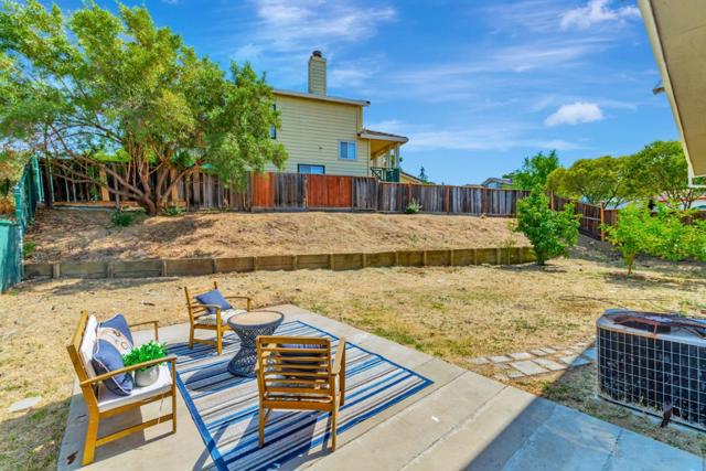 5109 Pawnee Drive, Antioch CA: https://media.crmls.org/mediaz/fdd8404b-3cc3-4ae2-bb10-82185ad8f236.jpg