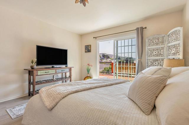 310 Clifton Road, Pacifica CA: https://media.crmls.org/mediaz/fdd87e4f-7bc3-4d35-bbd2-2de3e9d8c30b.jpg