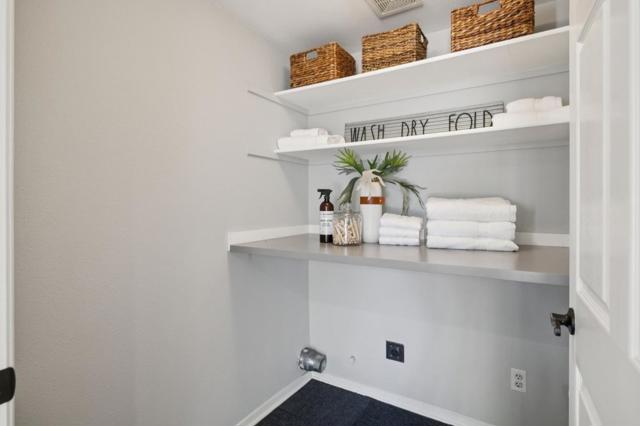 206 Village Lane, Foster City CA: https://media.crmls.org/mediaz/fdd8d7d8-c9fb-4afe-9aa5-065bf6142c2a.jpg