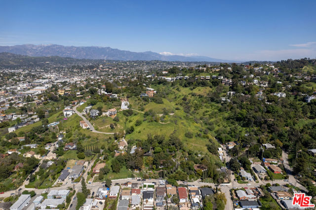 3566 N Paseo Drive, Los Angeles CA: https://media.crmls.org/mediaz/fdd914cf-7888-4c81-a42c-7661d394f1b2.jpg
