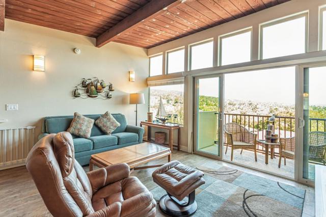 156 Mar Vista Drive, Monterey CA: https://media.crmls.org/mediaz/fdd93eb2-d51f-43e7-bf70-c193151c957e.jpg