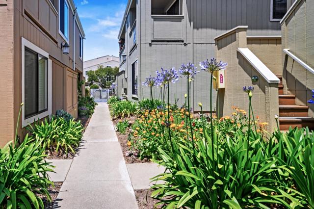 820 Casanova Avenue, Monterey CA: https://media.crmls.org/mediaz/fdd9871b-e97a-4680-bcd1-ade78054f1f5.jpg