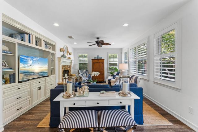 5158 Steinbeck Ct, Carlsbad CA: https://media.crmls.org/mediaz/fdd9bd2c-6783-4d47-9606-758bfcd37c83.jpg
