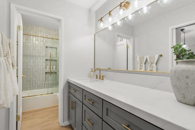 Detail Gallery Image 7 of 27 For 1855 Diamond St #5-218,  San Diego,  CA 92109 - 1 Beds | 1 Baths