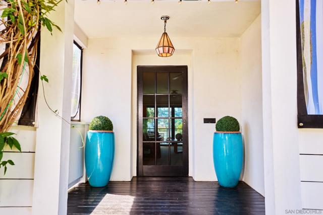 4568 4th Street, La Mesa CA: https://media.crmls.org/mediaz/fdda4fae-6cee-4dc7-8072-12e578f4778e.jpg