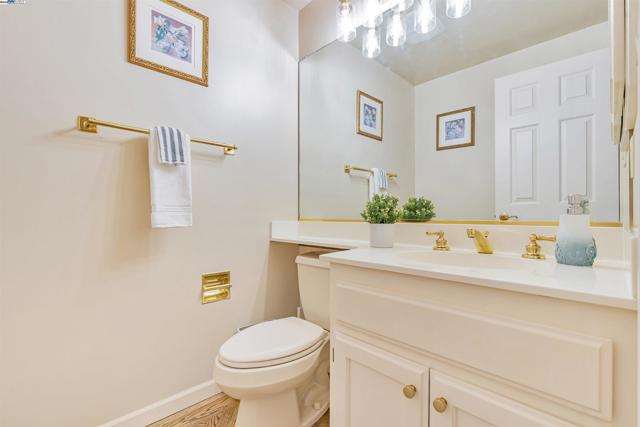 158 Golden Ridge Rd, Alamo CA: https://media.crmls.org/mediaz/fdda5d5e-a847-4c9a-97d5-14e80ce14342.jpg