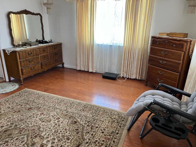 2337 Dundee Drive, Santa Clara CA: https://media.crmls.org/mediaz/fddb6988-ec6a-4441-9fe1-c82b17a8ee20.jpg