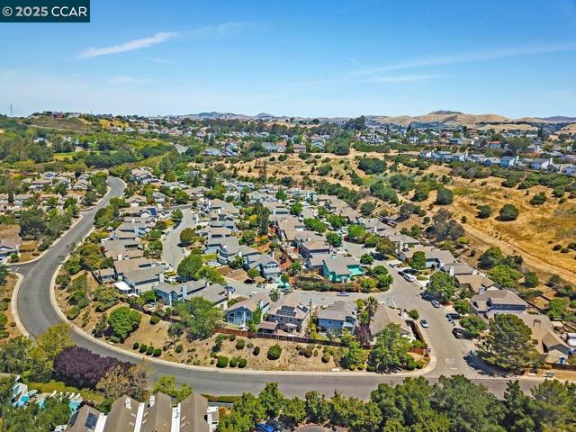32 Shoal Dr, Vallejo CA: https://media.crmls.org/mediaz/fddc6ba7-508b-40f6-8881-53698ccff366.jpg
