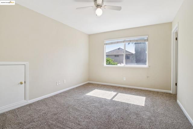 1838 Buck Mountain Ct, Antioch CA: https://media.crmls.org/mediaz/fdddcdf6-8a0e-40b7-a642-d4462fe39e02.jpg
