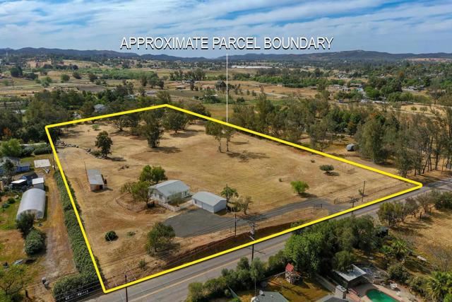 Detail Gallery Image 2 of 33 For 354 Magnolia Ave, Ramona,  CA 92065 - 2 Beds | 1 Baths