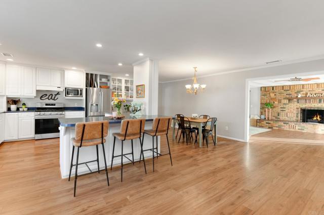 Detail Gallery Image 2 of 18 For 9243 Stoyer Dr., Santee,  CA 92071 - 4 Beds | 2 Baths