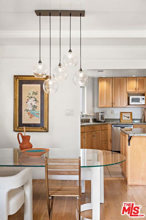 308 Windward Avenue photo 6