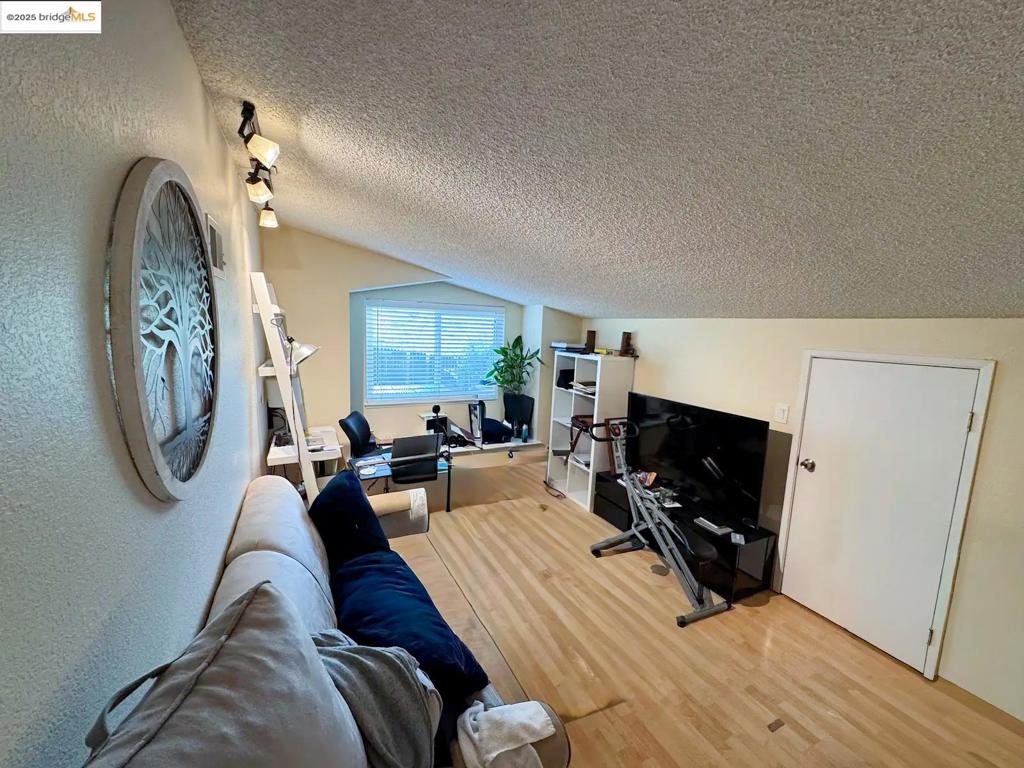 MLS #41116205 image #36