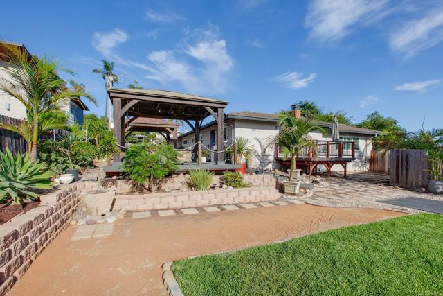 Detail Gallery Image 22 of 56 For 2392 Fire Mountain Dr, Oceanside,  CA 92054 - 2 Beds | 2 Baths