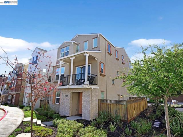 Image 0 of 41 For 7228 Carneros Ln