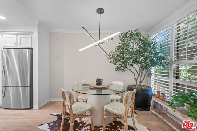 927 North Kings Road, 113 photo 6