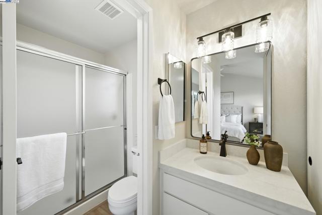 38645 Spetti Ct, Fremont CA: https://media.crmls.org/mediaz/fde023e2-d108-4d22-9982-dd7261d30f16.jpg