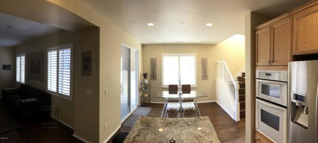 3162 Moss Landing Boulevard, Oxnard CA: https://media.crmls.org/mediaz/fde11e66-293b-4664-b515-6ab1add02ef1.jpg