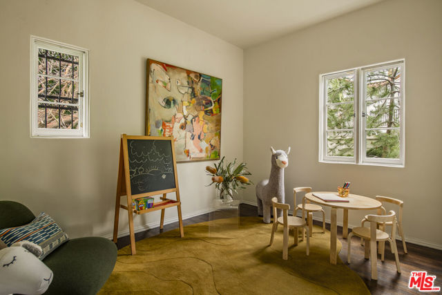 Image 34 of 44 For 5470 Los Feliz Boulevard