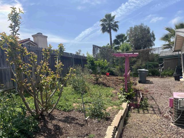 2250 N Broadway, Escondido CA: https://media.crmls.org/mediaz/fde1f1d6-f2aa-4b09-8c0c-d4afcc9aa947.jpg