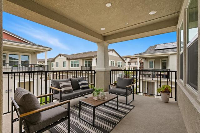20202 Argento Loop, San Ramon CA: https://media.crmls.org/mediaz/fde2d396-4109-4544-8a9d-92f426d5fc39.jpg