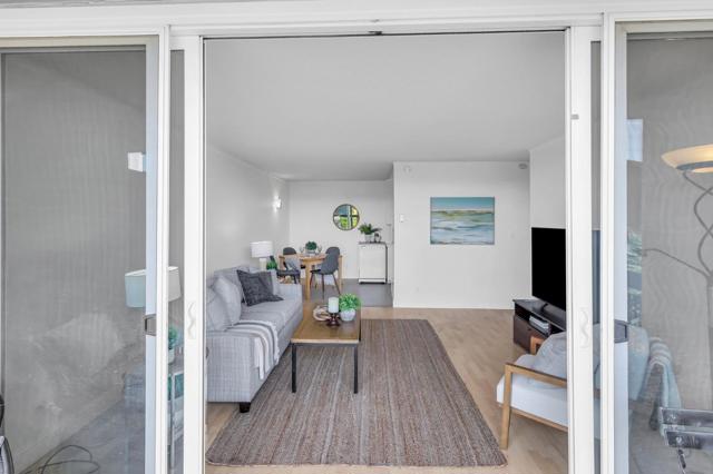 180 Dakota Avenue, Santa Cruz CA: https://media.crmls.org/mediaz/fde3f33e-8333-4b64-a4f5-7e36bc76d3d2.jpg