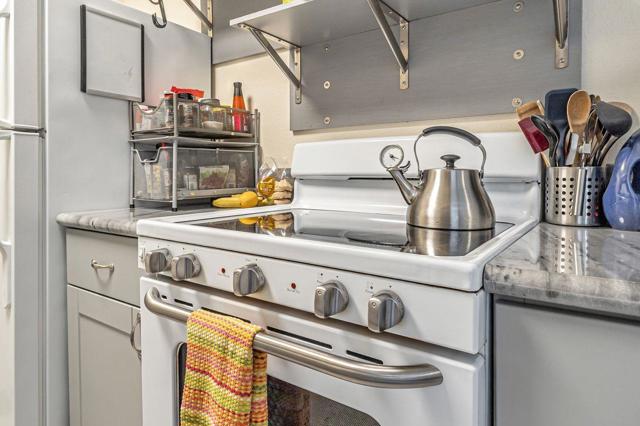 1925 46th Avenue, Capitola CA: https://media.crmls.org/mediaz/fde4886f-d33b-4b22-951d-7e233f4918f0.jpg