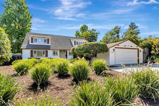 10458 Lockwood Drive, Cupertino CA: https://media.crmls.org/mediaz/fde4a589-3bf4-4e13-8115-868cba61c097.jpg