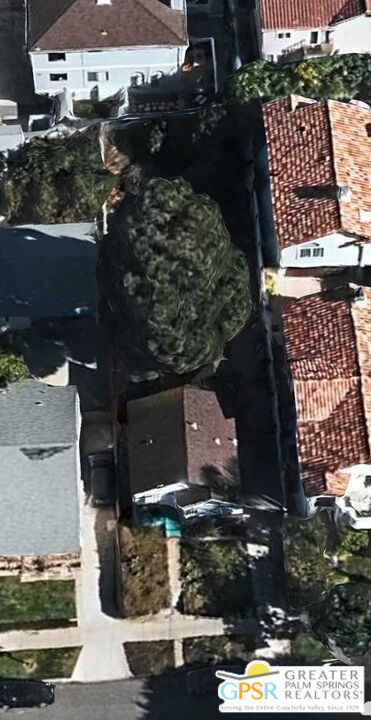 122 S Irena Avenue, Redondo Beach CA: https://media.crmls.org/mediaz/fde4c61a-fe41-401f-ac7f-6511cfe4748f.jpg