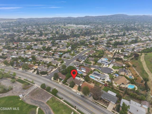 103 W Janss Road, Thousand Oaks CA: https://media.crmls.org/mediaz/fde57ecf-6d28-482d-884d-a7519e9b4e01.jpg