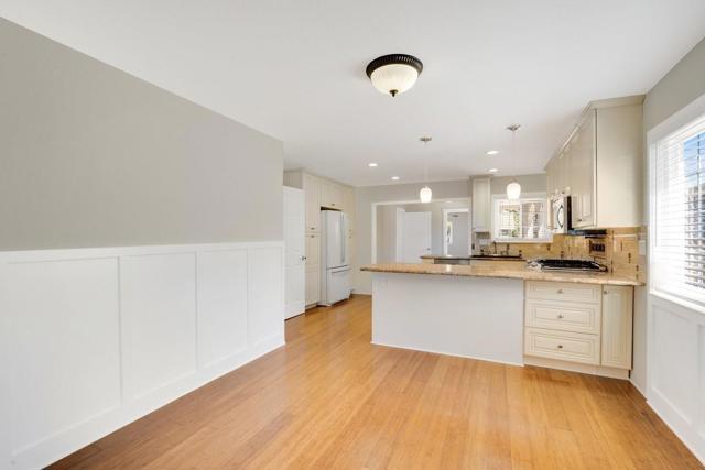 Image 10 of 36 For 470 Jerome Street