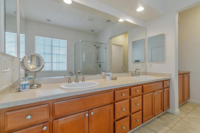 4224 Indigo Oak Court, San Jose CA: https://media.crmls.org/mediaz/fde8403e-b0d3-4b65-bbf1-c6f1dc64c4bd.jpg