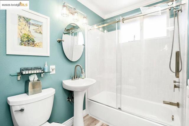 197 Branbury Dr, Campbell CA: https://media.crmls.org/mediaz/fde939f4-e796-4b7e-ad71-0132b494a940.jpg